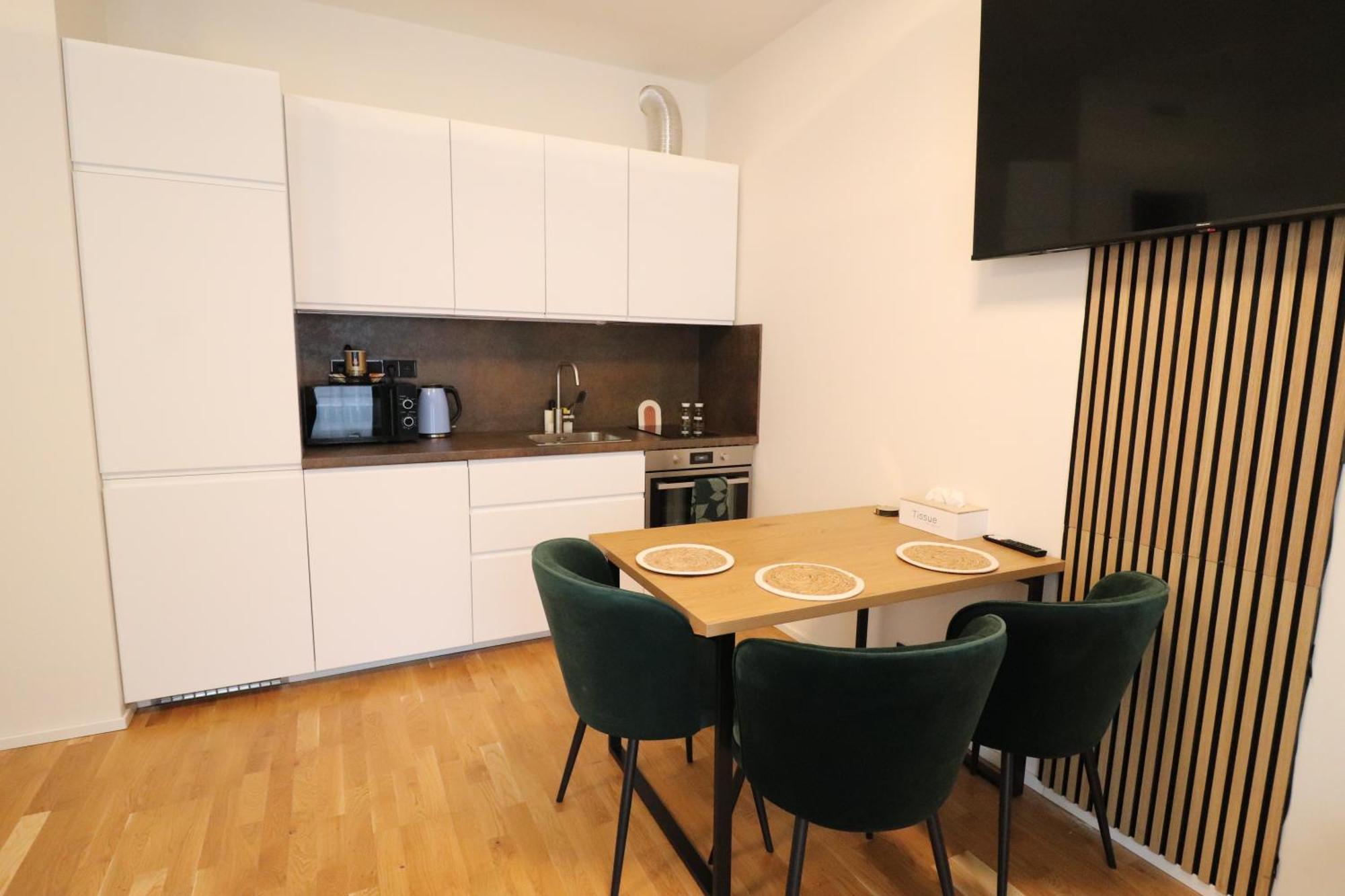 Jasminn Apartments Praha Bagian luar foto